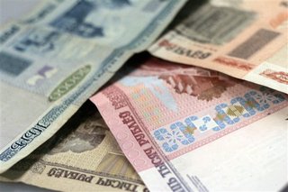 Бюджет прожиточного минимума с 1 мая повышен на 7,5%. Вырастут пенсии и пособия