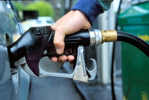 “Белнефтехим”: серьезных скачков цен на топливо не будет