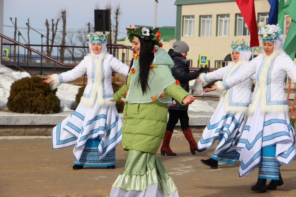 «Рады мы весне…»