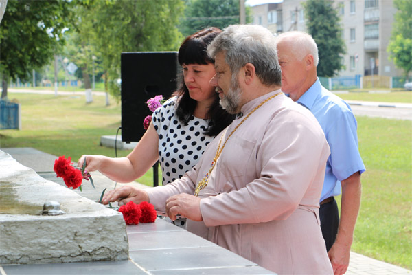 22 июня — в День памяти и скорби — дрибинчане почтили память погибших в годы Великой Отечественной войны