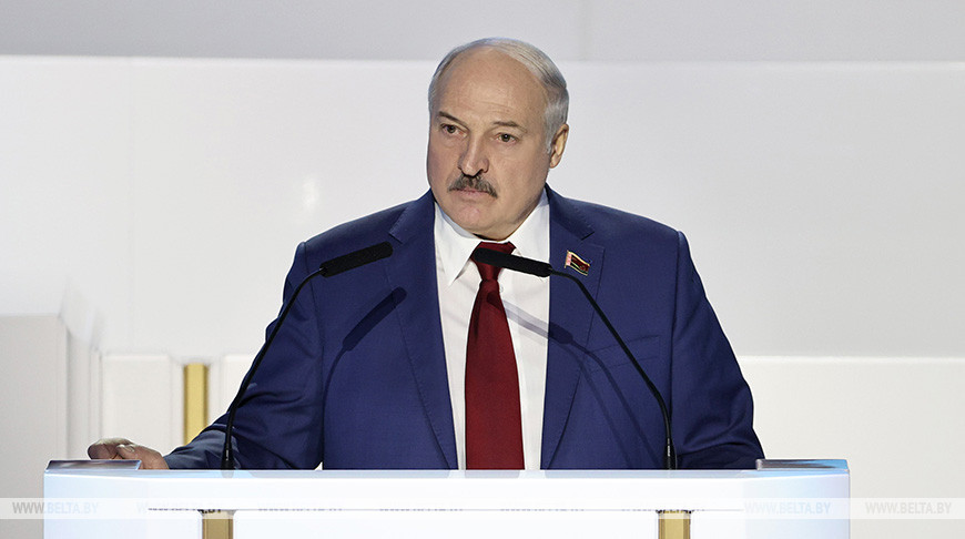 Лукашенко: форум показал высокий запрос общества на сохранение системы ценностей и приоритетов