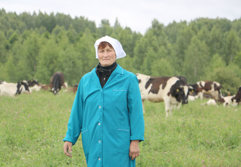 Лучшая доярка района