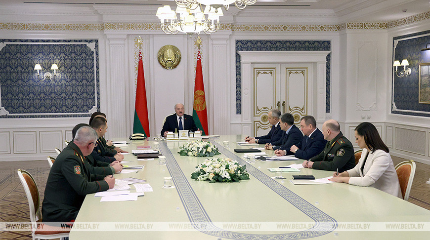Лукашенко о ситуации на границе: главное – защитить свою страну и народ, не допустить столкновений