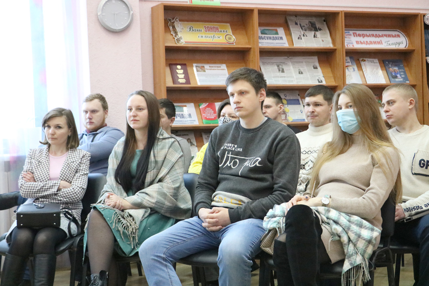 Диалоговая площадка с участием молодежи района прошла в Дрибине