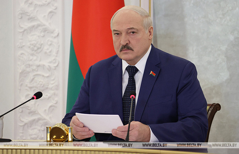Александр Лукашенко: на неудавшуюся попытку переворота в Беларуси потрачено более $6 млрд