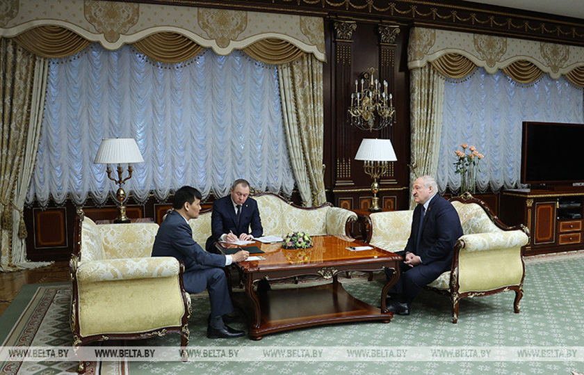 Лукашенко предложил Вьетнаму белорусские технологии и помощь в создании предприятий