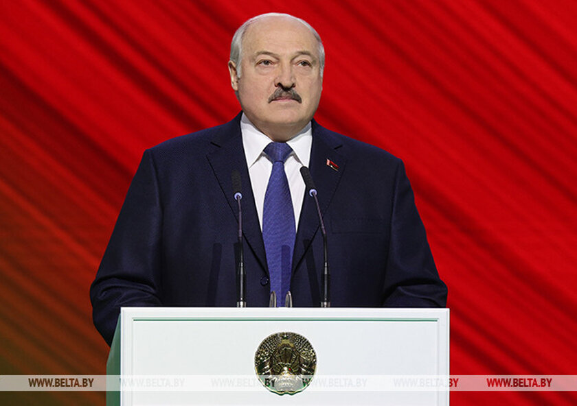 Лукашенко: День народного единства стал ответом на новые попытки Запада разделить белорусский народ