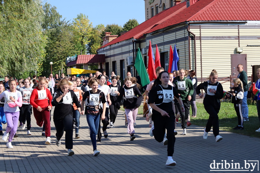 В Дрибине состоялся легкоатлетический кросс, посвященный Дню народного единства