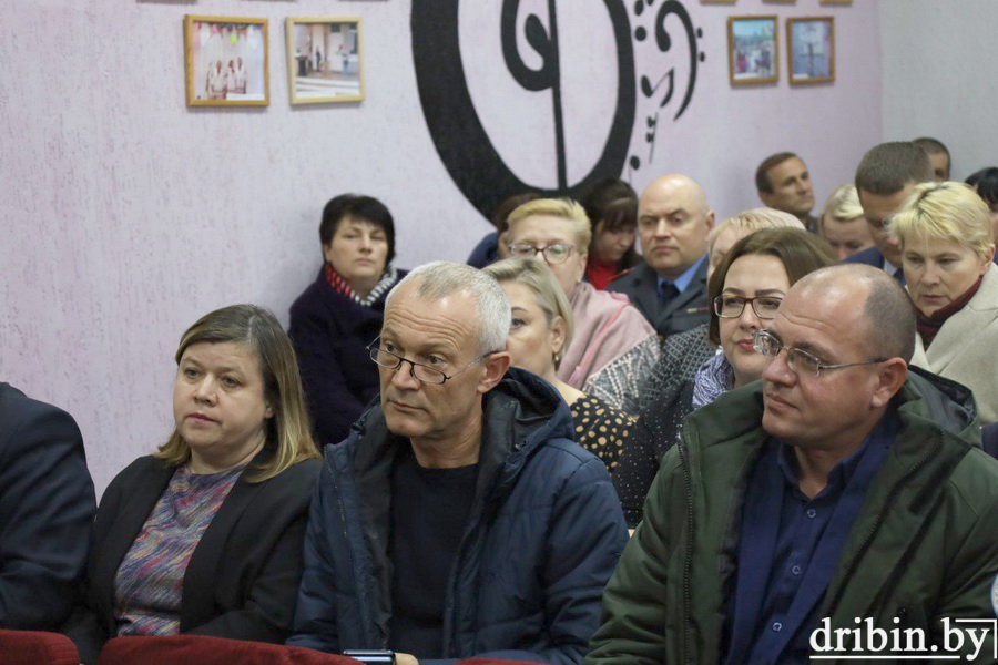 В Михеевке прошла встреча руководства района с жителями агрогородка