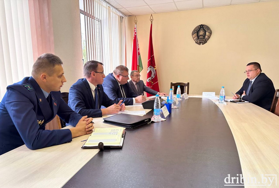 Председатель КГК и прокурор Могилевской области посетили Дрибинский район