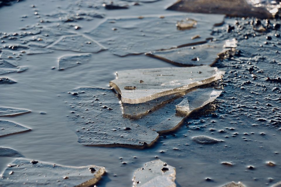 Дрибинский ОСВОД напоминает о правилах поведения на водоемах в осенне-зимний период