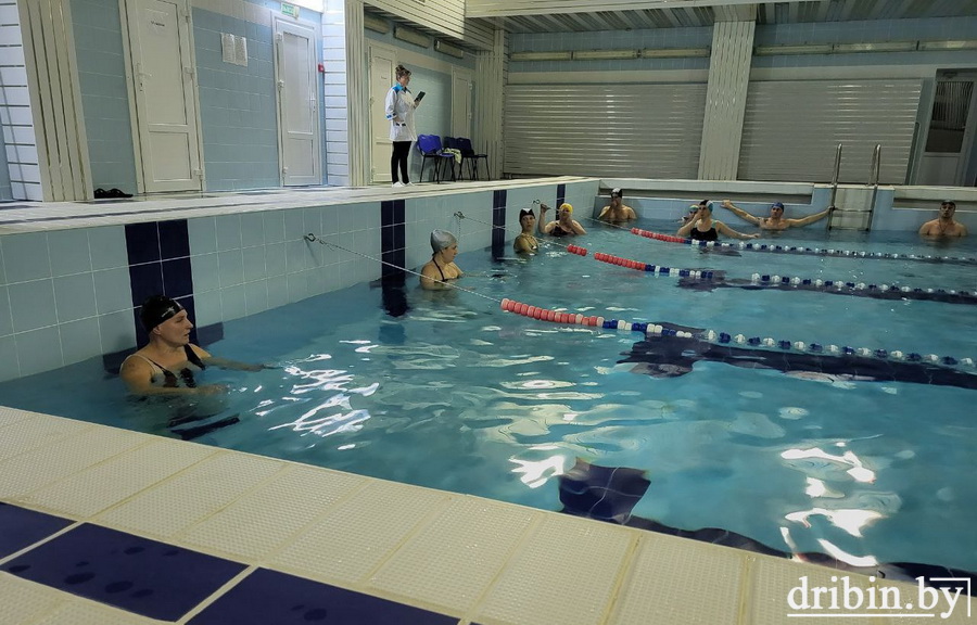 Любители спорта состязались в плавании в Дрибинском районе
