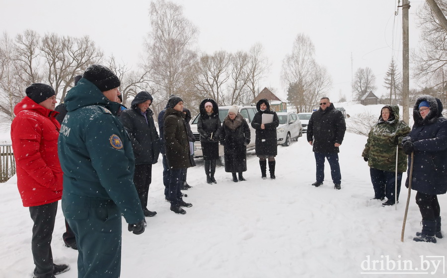 Информационно-пропагандистская группа встретилась с жителями Первомайского сельского совета