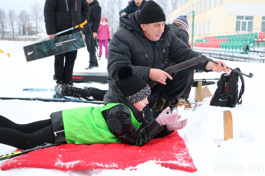 В Дрибинском районе прошли соревнования среди детей и подростков по биатлону «Снежный снайпер»