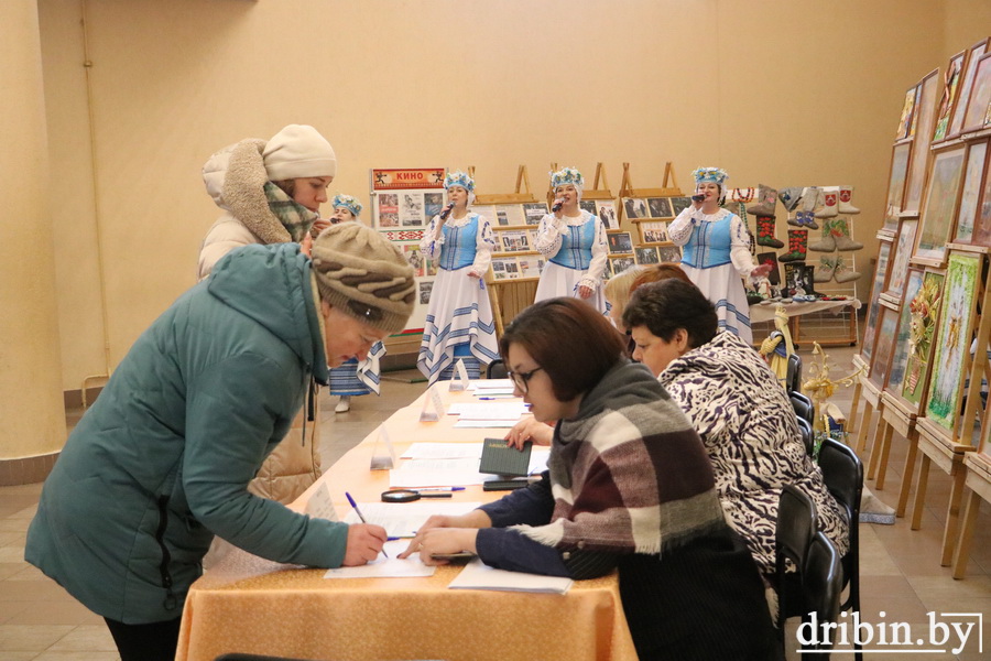 Жители Дрибинского района принимают участие в Едином дне голосования. Фоторепортаж