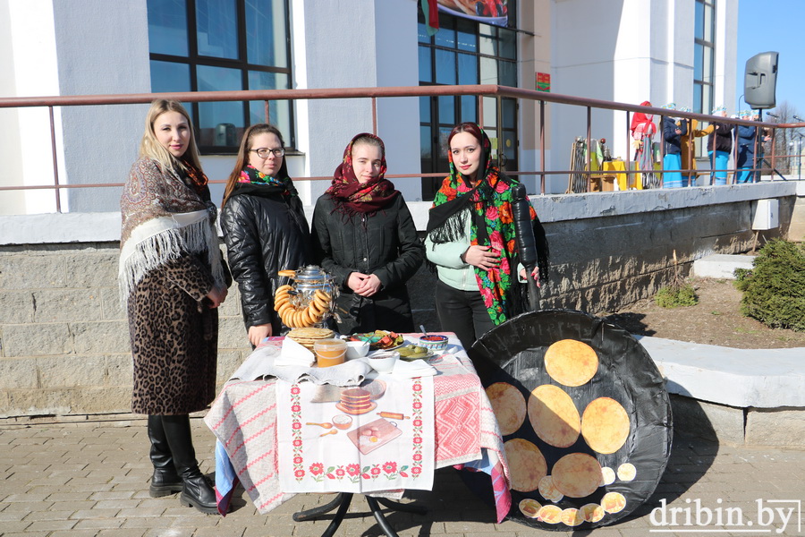 В Дрибине отпраздновали Масленицу