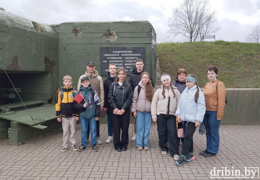 Учащиеся 5-11 классов и педагоги Михеевской СШ посетили историко-культурный комплекс «Линия Сталина»