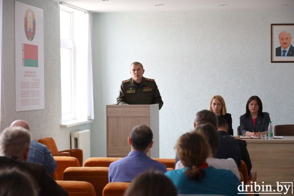 Информационные встречи с участием руководства района прошли в Дрибинской ЦРБ и деревне Жевань