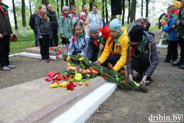 В агрогородке Коровчино почтили память героев Великой Отечественной войны