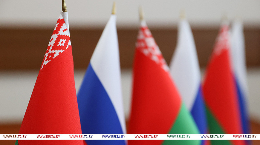 Лукашенко предлагает Самарской области России создавать совместные предприятия