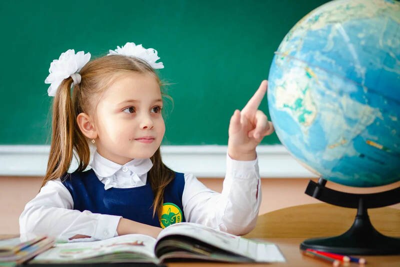 Учителя в Беларуси стали зарабатывать на четверть больше в 2025 году