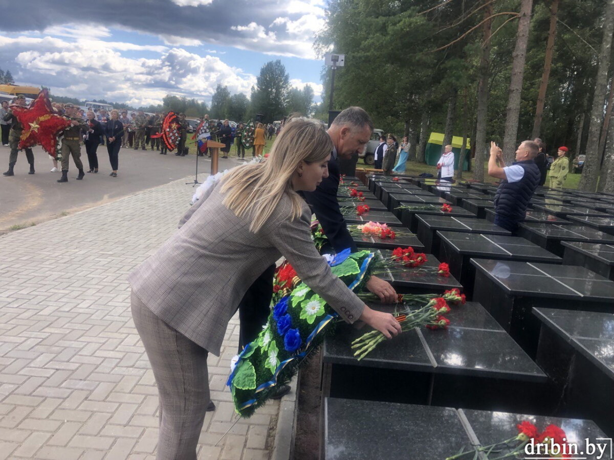 Делегация Дрибинского района приняла участие в торжественно-траурных мероприятиях в Тверской области