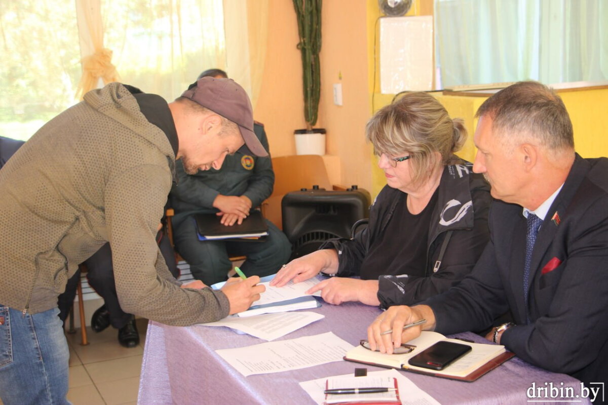 В агрогородке Пудовня состоялось выездное заседание действующей в районе комиссии по содействию занятости населения
