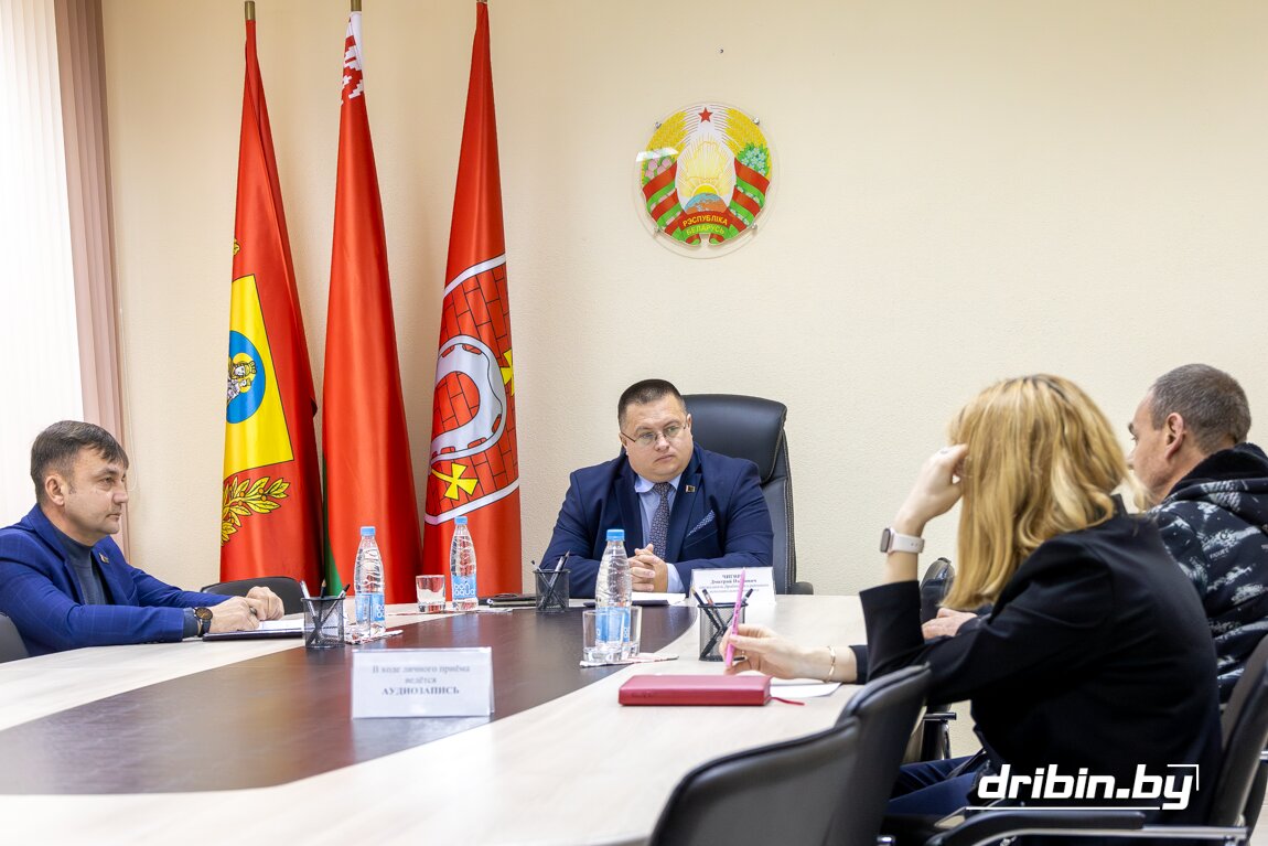 Глава района Дмитрий Чигирь провел личный прием граждан