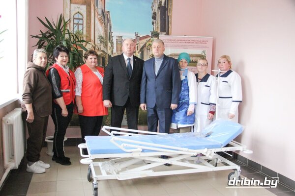 «Ваша дапамога» в Дрибинском районе — добрые дела и нужные подарки от представителей Белорусского Красного Креста