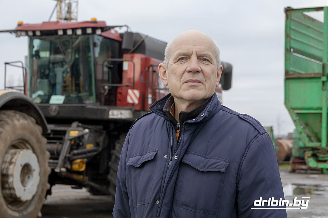 Из года в год на хлебной ниве ОАО «Трилесино-агро» трудится комбайнер Виктор Антоненко