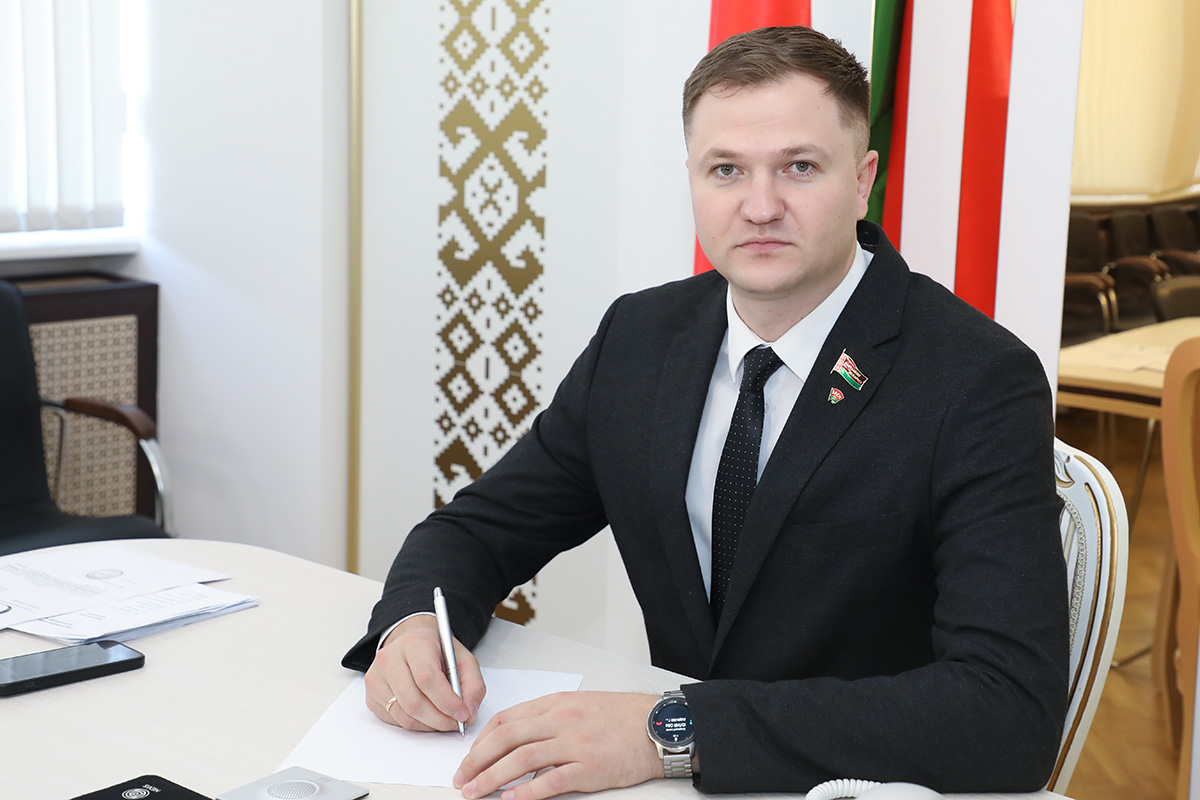 28 января Павловский Владимир Сергеевич будет проводить личный прием граждан и прямую телефонную линию