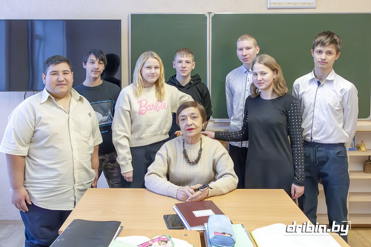 35 лет достойно трудится Ульяна Гуркович в Рясненской школе-интернате