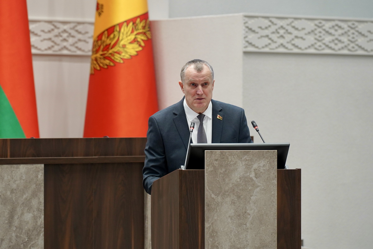 Анатолий Исаченко представил итоги работы Приднепровского края и задачи на новую пятилетку