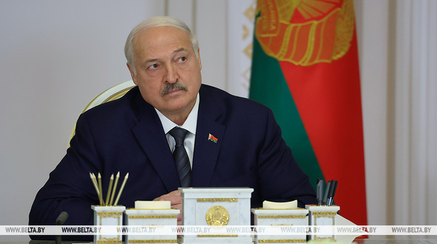 Новый вице-премьер, министры и местная вертикаль. Итоги кадрового дня у Президента