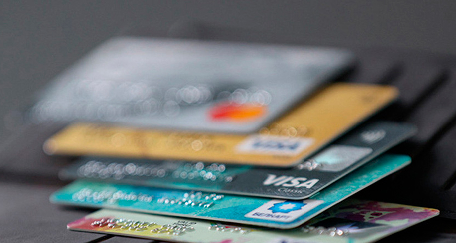 Банковские карточки могут не работать в Беларуси в ночь на 15 апреля