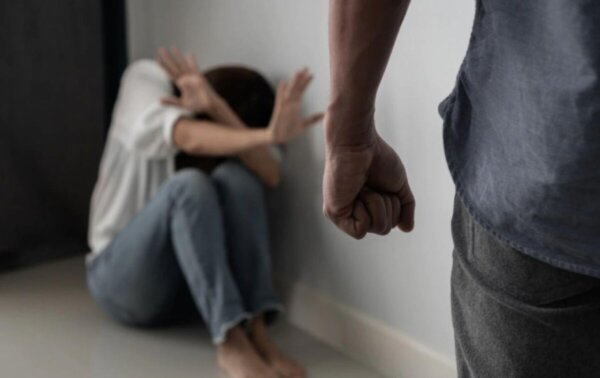 Как защитить себя от домашнего насилия: инструкция к действию