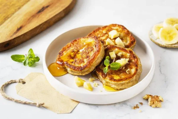 Рецепт вкусного завтрака для всей семьи: ароматные и нежные банановые оладьи