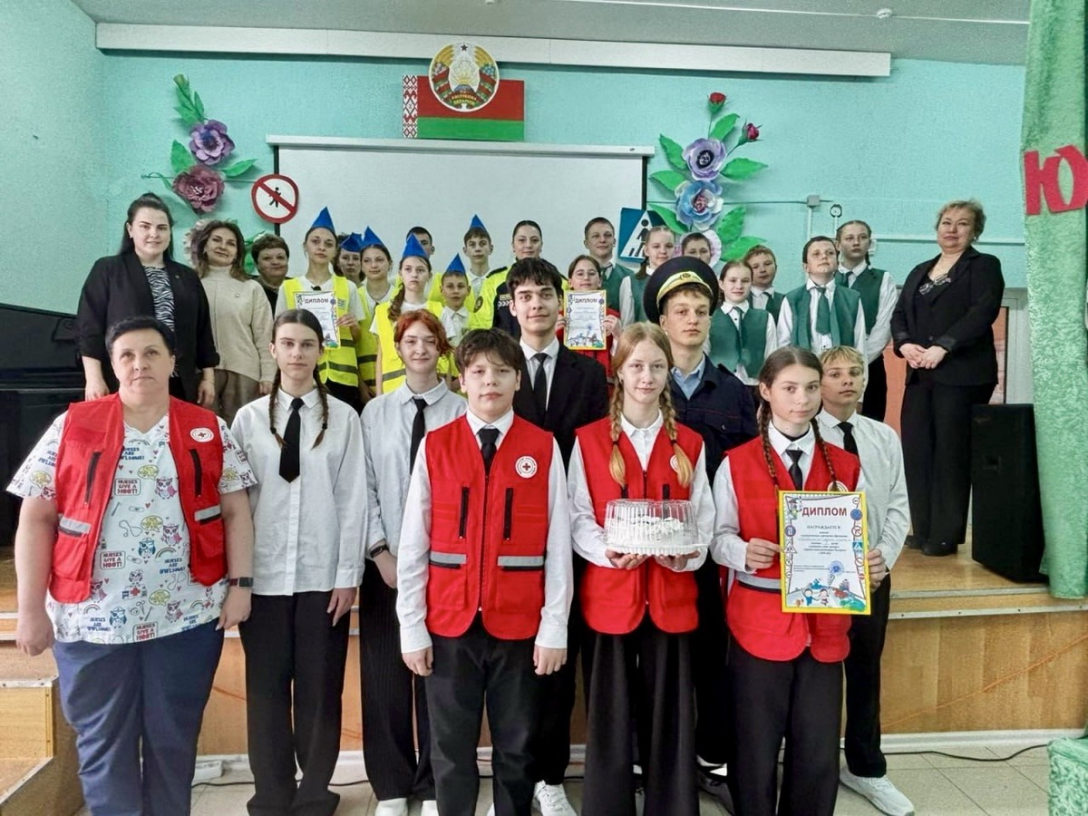 Прошли соревнования среди команд юных инспекторов  движения Дрибинского района