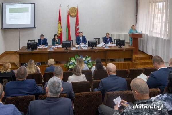 Курс на урожай-2026: В Дрибинском райисполкоме обсудили готовность к жатве
