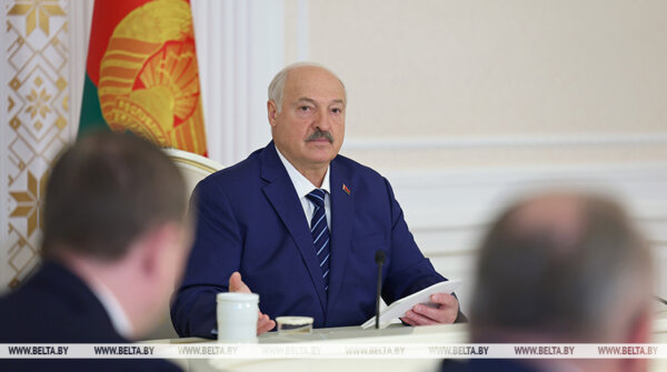 Чувствительные вопросы для людей и бюджета. Лукашенко собрал совещание с руководством Совмина