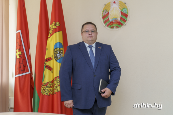 О дальнейшем развитии Дрибинского района узнали у его руководителя, участника ВНС Дмитрия Чигиря