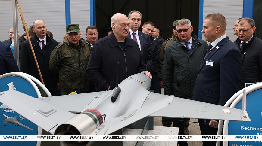 Александр Лукашенко требует от ученых не «сказку», а нужный результат в обеспечении безопасности государства