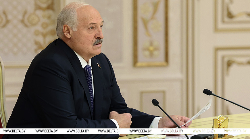 Александр Лукашенко ставит задачу во что бы то ни стало преодолеть планку в $1 млрд в торговле с Брянской областью