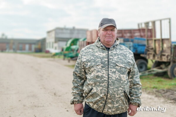 Николай Клебча из ОАО «ЧерневкаАгро» посвятил сельскому хозяйству 40 лет
