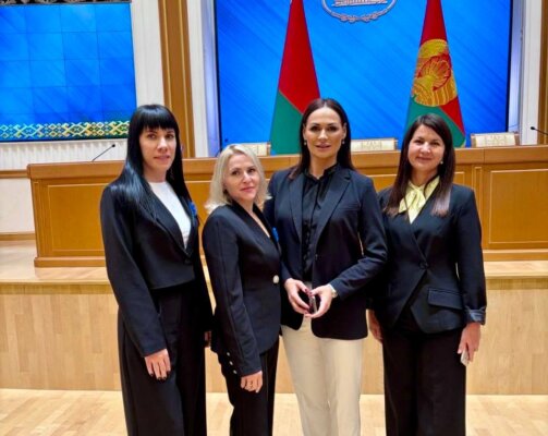 Активистки БСЖ Дрибинщины посетили Дворец Независимости